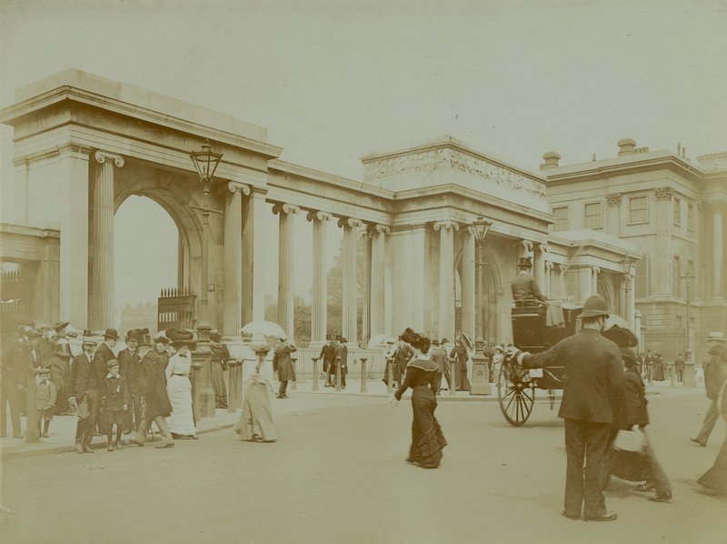 Hyde Park Corner, London by English Photographer