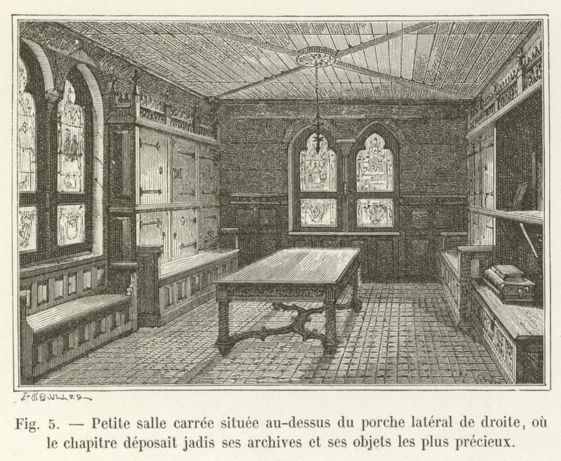 Small square room located above the right side porch, where the chapter once deposited its archives and most precious objects by French School