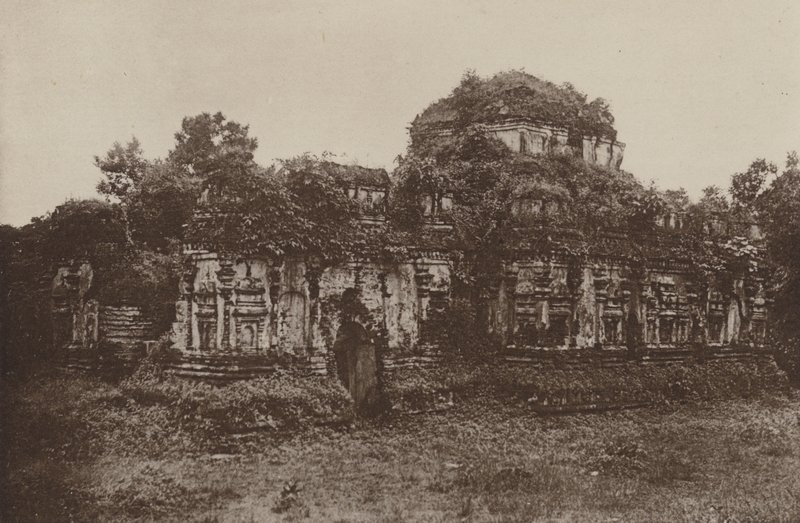 Ruined Cities of Ceylon: Thuparama at Polonnaruwa by Henry W. Cave