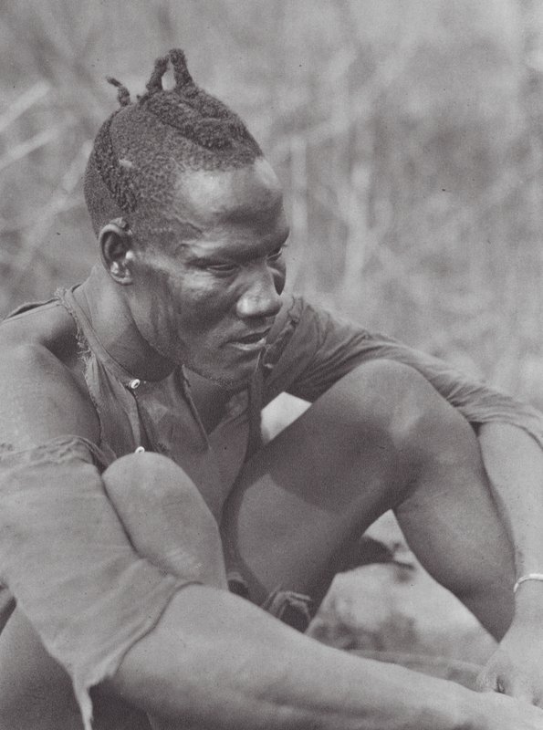 Africa: Eastern Djur by Hugo Adolf Bernatzik
