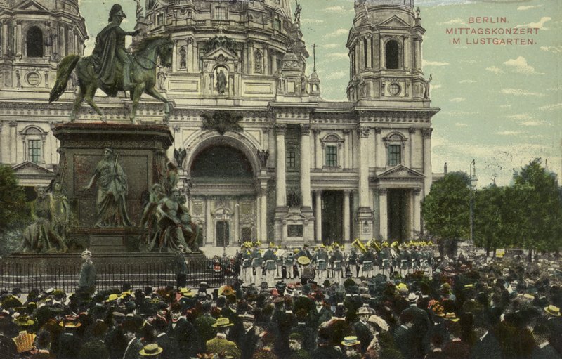 Midday concert in the Lustgarten, Berlin by Photographer German