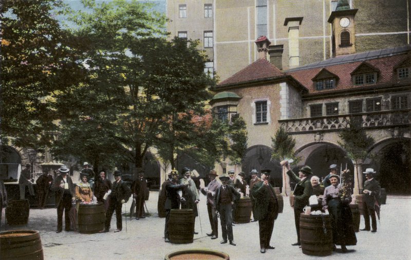 Munich: Konigl Hofbrauhaus, Hof by Photographer German