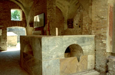 Roman Thermopodium, 3rd Century AD