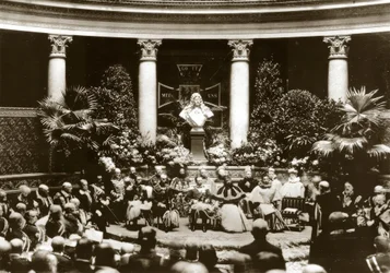 Memorial Service for Menzel 1905 / Photo