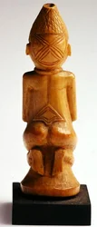 Kneeling Woman, Congo (ivory)