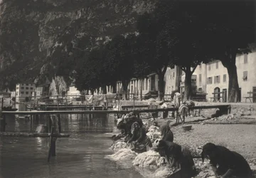 Washerwomen at Riva del Garda