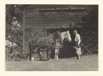 [Yvonne Boursault, Fred Varnum and two unidentified men, Lake George]