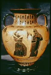 Attic black figure amphora depicting a Dionysiac scene, 540-530 BC