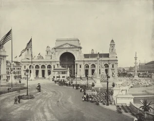 Across the Grand Plaza, Northward