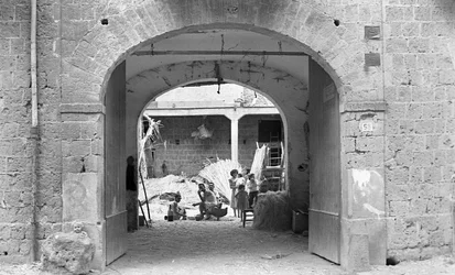 Hemp Processing, the Vivandiere