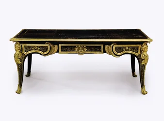 Louis XIV ormolu-mounted brown tortoiseshell bureau plat, c.1710