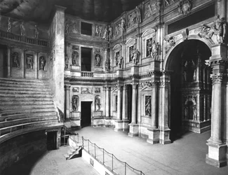 Interior of the Theatre, built 1580-85