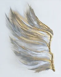 Elegant Gold Wing