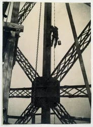 Painter on the Eiffel Tower in 1889, Paris