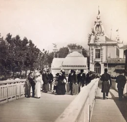 Universal Exposition of 1900 in Paris: Passerelle des Invalides - Private collection