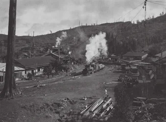 Japan: Numanohira, Transporting lumber