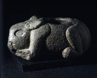 Aztec art: Ometochtli, god rabbit boss of drunkenness