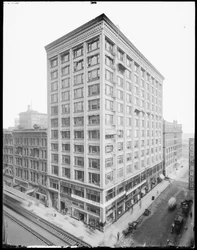 Powers Building, Chicago, Illinois, USA (c.1903)