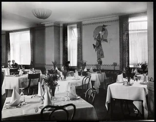 A Dining Room at the Hotel Majestic, 1916 or 1917