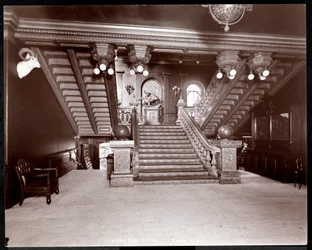 Stairway at the Park Avenue Hotel, 1901 or 1902