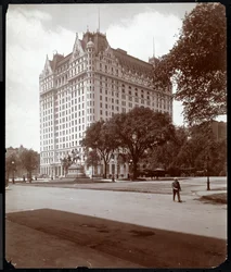 The Plaza Hotel, 5th Avenue and 59th Street, New York, 1907