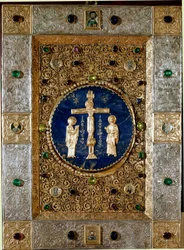 Byzantine art: cover of an evangelical decorated with gold leaves repels with filigree crucifix representing the Virgin and Saint John. 13th century. Venice tesoro de San Marco (treasor of Saint Mark)