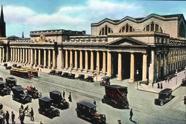 Midtown Manhattan, Pennsylvania Station or Penn Station, opened in 1910, image date: circa 1910, Carl Simon Archive