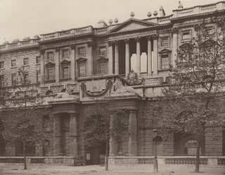 Somerset House, Water Gate
