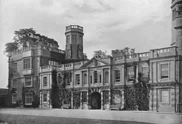 Southern Front, by Inigo Jones