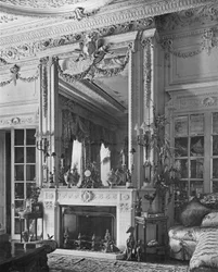 The Drawing-Room, North End