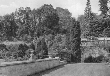 The Old Sundial on South Terrace