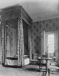 The Queens Room