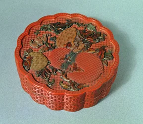 Box with Ochre, Green and Brown Decoration, 18th Century