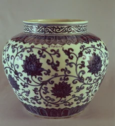 Large blue and white Ming vase with the Hsuan Te mark, 1426-35