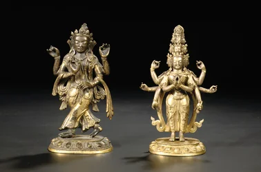 Tibeto Chinese figure of a bodhisattva