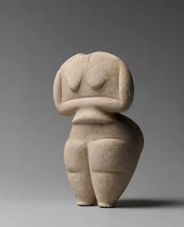 Final Neolithic female figure, 4500-4000 BC (marble)