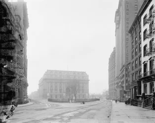 Custom House and Bowling Green, New York, N.Y.
