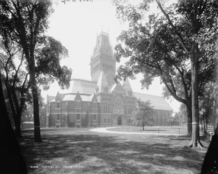 Memorial Hall, Harvard College, c.1899