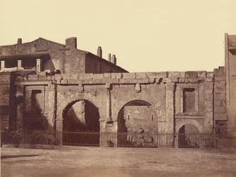 [Gate of Augustus, Nîmes]
