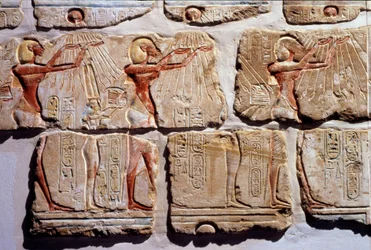 The Adoration of the Sun. Fragment of the wall in gres from Amenophis IV to Luxor. 1365-1360 BC. 18th Dynasty