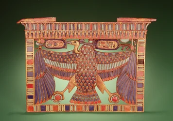 Pylon pectoral decorated with the vulture of Upper Egypt, from the tomb of Tutankhamun, New Kingdom