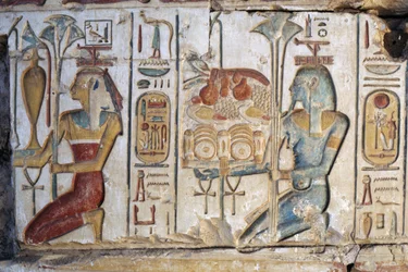 Offering scene, relief, Temple of Ramses II, Abydos, Egypt, Egyptian civilization, New Kingdom, Dynasty XIX