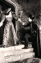 Julia Neilson and Fred Terry in a scene from Dorothy O The Hall