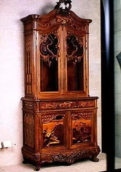Winter Flora, display cabinet