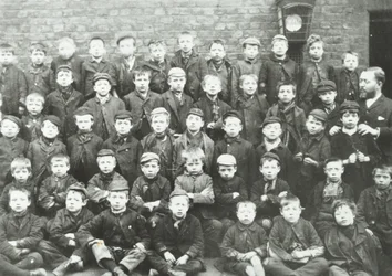 Chaucer Street School: boys group
