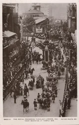 Coronation procession of King George V and Queen, Temple Bar, London