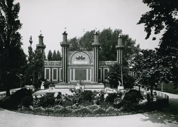 Cremorne Gardens, London: Fireworks Temple