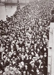 Crowds Waiting for Access to Westminster Hall, During the Lying in State of George V, 1936