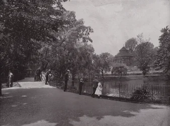 In Waterlow Park, Highgate