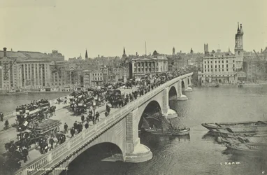 London Bridge: Horse-Drawn Omnibuses and Cart, as well as Pedestrians, Cross the Bridge, 1895